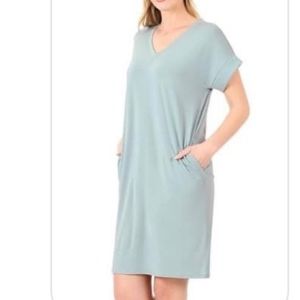 Light blue dress with pockets